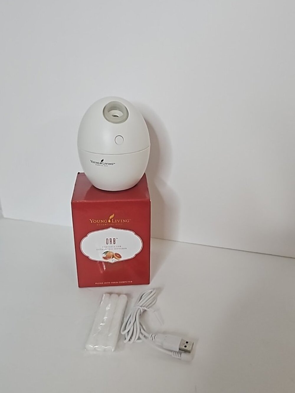 YOUNG LIVING ESSENTIAL OILS PORTABLE USB DIFFUSER